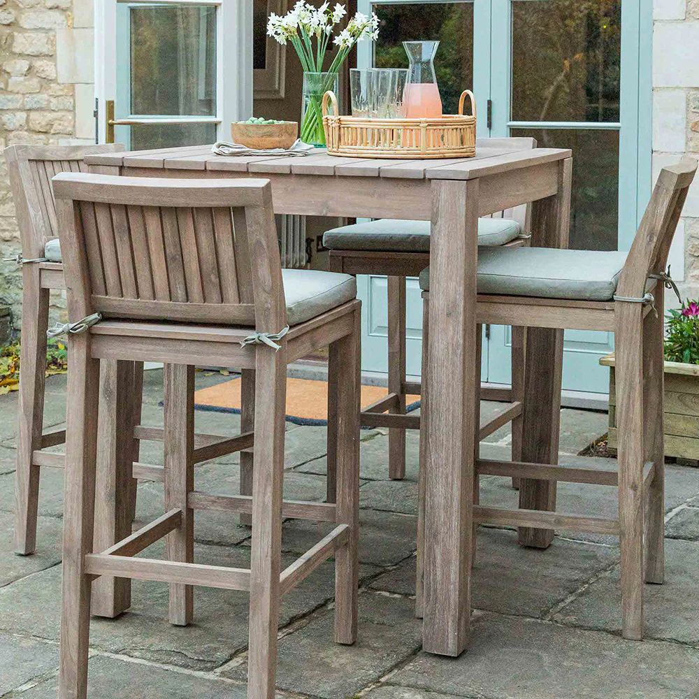 Outdoor Living